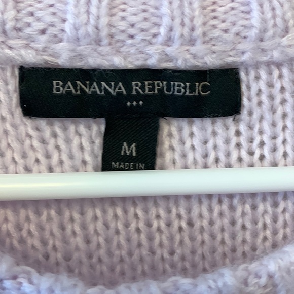 Lavender cable crewneck sweater. Banana Republic M - Picture 3 of 4